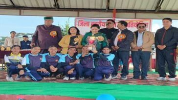 Paonta Sahib: हैंडबॉल सिरमौर के विनर का कोटडी व्यास स्कूल में जोरदार स्वागत