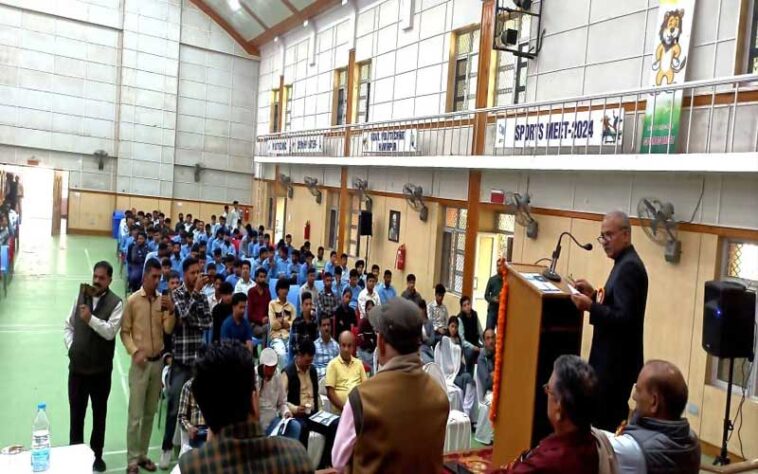 Himachal Latest News: फर्जी एजेंटों के जाल में फंसे बगैर विदेश में सुरक्षित नौकरी कर सकेंगे हिमाचली युवा Himachal Latest News: फर्जी एजेंटों के जाल में फंसे बगैर विदेश में सुरक्षित नौकरी कर सकेंगे हिमाचली युवा