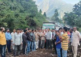 Sirmour News: उद्योग मंत्री ने एनएच 707 और चिलोन-चोकी मृगवाल सड़क का किया निरीक्षण