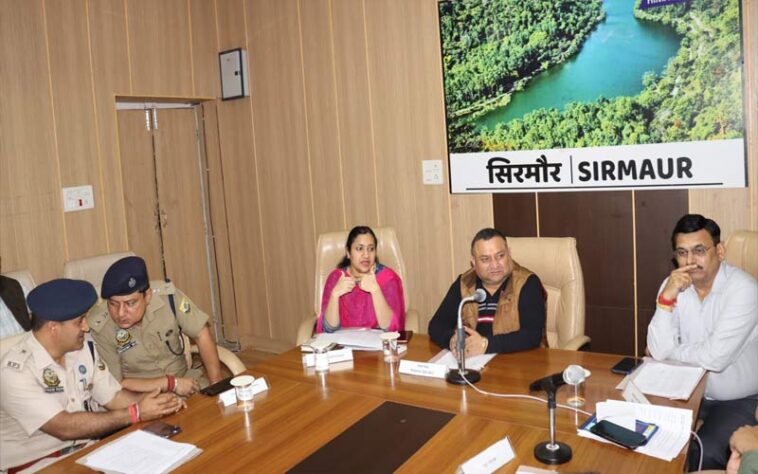 Sirmour News: 31 अक्तुबर से शुरू होगा अंतर्राष्ट्रीय श्री रेणुका जी मेला! लगेंगे सीसीटीवी कैमरे