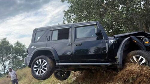 Accident In Himachal: श्रद्धालुओं की थार हादसे का शिकार! खाई में लुढ़की, चार जख्मी Accident In Himachal: श्रद्धालुओं की थार हादसे का शिकार! खाई में लुढ़की, चार जख्मी