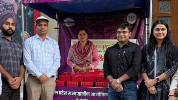 Himachal Latest News: महिलाओं ने बाजार में उतारे Vyas Pure गिफ्ट बॉक्स! कमाए तीन लाख रूपए