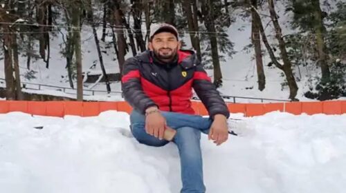 Accident In Himachal: बेकाबू होकर गहरी खाई में गिरी कार! घर जा रहे युवक ने गवाई जान