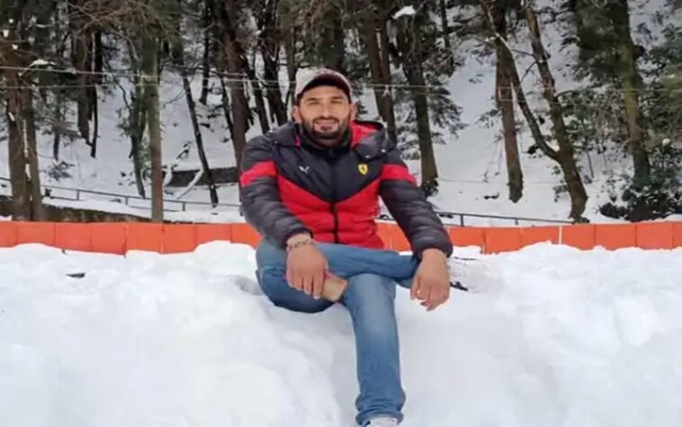 Accident In Himachal: बेकाबू होकर गहरी खाई में गिरी कार! घर जा रहे युवक ने गवाई जान Accident In Himachal: बेकाबू होकर गहरी खाई में गिरी कार! घर जा रहे युवक ने गवाई जान
