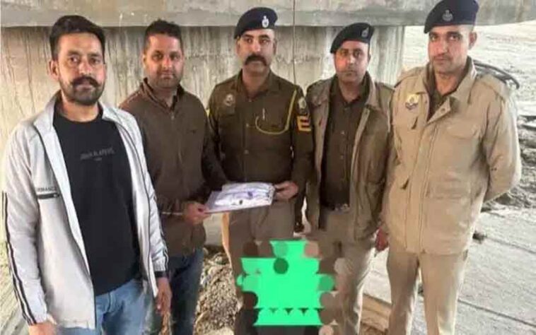 Paonta Sahib: पांवटा में हेरोइन सहित पकड़ा उत्तराखंड का तस्कर! डिटेक्शन सेल ने की कार्रवाई Paonta Sahib: पांवटा में हेरोइन सहित पकड़ा उत्तराखंड का तस्कर! डिटेक्शन सेल ने की कार्रवाई