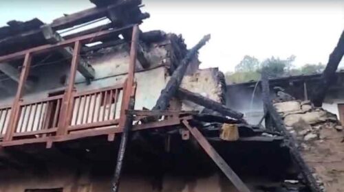 Himachal Latest News: हिमाचल में तीन मंजिला मकान चढ़ा आग की भेंट! कामगारों ने भाग कर बचाई जान