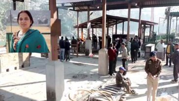 दुखद: एसिड अटैक से जान गवाने वाली पीड़िता का अंतिम संस्कार! बेटे ने दी मुखाग्नि, यह थी ममता की आखिरी इच्छा