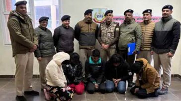 Himachal Crime News: निजी होटल में चल रहा था नशे का कारोबार! पुलिस ने मारा छापा, दो युवतियों सहित पांच अरेस्ट