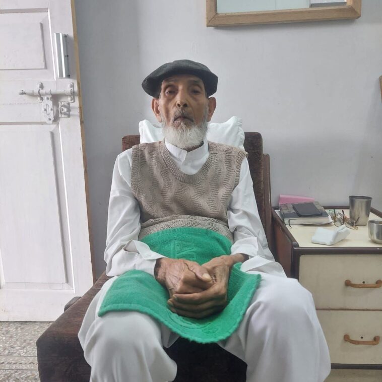 Paonta Sahib: पूर्व प्रिंसिपल निहाल अहमद का इंतकाल, आज दोपहर देवी नगर कब्रिस्तान में तदफीन Paonta Sahib: पूर्व प्रिंसिपल निहाल अहमद का इंतकाल, आज दोपहर देवी नगर कब्रिस्तान में तदफीन