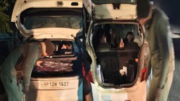 Himachal Crime News: बोलेरो पिकअप से शराब का जखीरा पकड़ा! 200 पेटी बरामद, चालक अरेस्ट