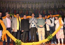 Sirmour News: उद्योग मंत्री हर्षवर्धन चौहान ने किया अंतरराष्ट्रीय श्री रेणुका जी मेले की सांस्कृतिक संध्याओं का शुभारंभ