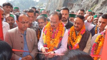 Sirmour News: उद्योग मंत्री ने शिलाई विस के दुगाना में 24 लाख से निर्मित कानूनगो व पटवार सर्कल भवन का किया लोकार्पण