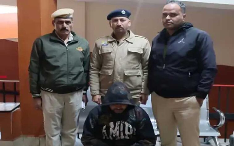 Himachal Crime News: नशे पर कांगड़ा पुलिस की स्ट्राइक! 101 ग्राम चिट्टा पकड़ा, नाबालिग सहित पंजाब का तस्कर काबू