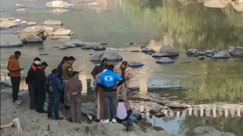 Himachal News Alert: खड्ड में मिला व्यक्ति का शव! फैली सनसनी, अभी तक नहीं हुई पहचान Himachal News Alert: खड्ड में मिला व्यक्ति का शव! फैली सनसनी, अभी तक नहीं हुई पहचान