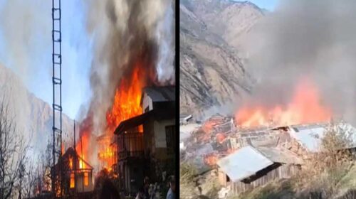 हिमाचल में भीषण अग्निकांड: कई घर जलकर राख! रोते-बिलखते रहे लोग, कई परिवार बेघर हिमाचल में भीषण अग्निकांड: कई घर जलकर राख! रोते-बिलखते रहे लोग, कई परिवार बेघर