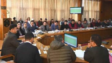 HP News: ड्यूटी समय पर निजी कार्यक्रम में शामिल नहीं होंगे एसडीएम! 10 बजे से पहले ऑफिस आएंगे अधिकारी-कर्मचारी