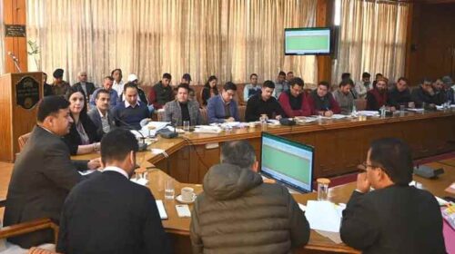 HP News: ड्यूटी समय पर निजी कार्यक्रम में शामिल नहीं होंगे एसडीएम! 10 बजे से पहले ऑफिस आएंगे अधिकारी-कर्मचारी