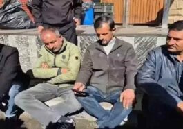 Sanjauli Mosque Case: फिर गहराया संजौली मस्जिद विवाद! पुलिस स्टेशन के बाहर आमरण अनशन पर बैठी देवभूमि संघर्ष समिति