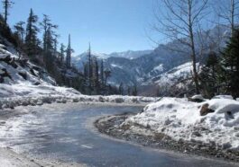Himachal Weather: सड़कों पर जमने लगा पानी! फिसलन बढ़ी, 15 शहरों का तापमान 10 डिग्री सेल्सियस से कम