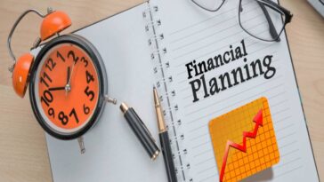 Rule Of 50:30:20: सिर्फ एक नियम से बदले अपनी फाइनेंशियल लाइफ़! एक क्लिक में सीखिए स्मार्ट मनी मैनेजमेंट