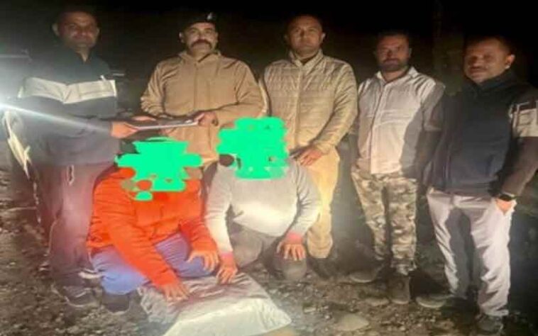 Paonta Sahib: पांवटा में गाड़ी से पकड़े 7,560 नशीले कैप्सूल और गोलियां! हरियाणा के दो तस्कर अरेस्ट Paonta Sahib: पांवटा में गाड़ी से पकड़े 7,560 नशीले कैप्सूल और गोलियां! हरियाणा के दो तस्कर अरेस्ट