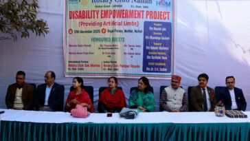 Sirmour News: रोटरी क्लब नाहन की सराहनीय पहल! 15 दिव्यांग व्यक्तियों को कृत्रिम अंग किए प्रदान