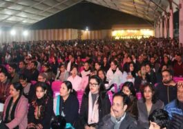 HP News: कांगड़ा कार्निवाल की दूसरी संध्या में बॉलीवुड गायक अंकित तिवारी ने मचाया धमाल! हजारों दर्शक हुए मंत्रमुग्ध