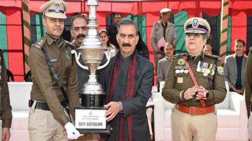 CM Sukhu: सीएम बोले- अग्निशमन सेवाओं में महिलाओं को किया जाएगा शामिल! प्रदेश में जल्द होगी होम गार्ड की भर्ती CM Sukhu: सीएम बोले- अग्निशमन सेवाओं में महिलाओं को किया जाएगा शामिल! प्रदेश में जल्द होगी होम गार्ड की भर्ती