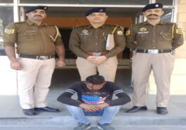 Paonta Sahib: पांवटा में पकड़ी नशीली गोलियां! बाइक के टूल बॉक्स में छुपाई थी, पुलिस ने अरेस्ट किया तस्कर