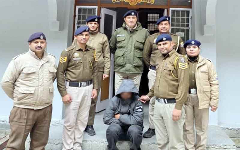 Himachal Crime News: हिमाचल में पकड़ी साढ़े आठ किलो चरस! टीन शेड में छिपाई थी, नेपाली अरेस्ट