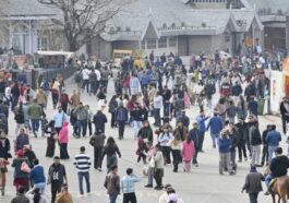 Himachal Tourism: नव वर्ष मनाने हिमाचल में उमड़ी भीड़! होटल पैक, देर रात तक चलेगा जश्न