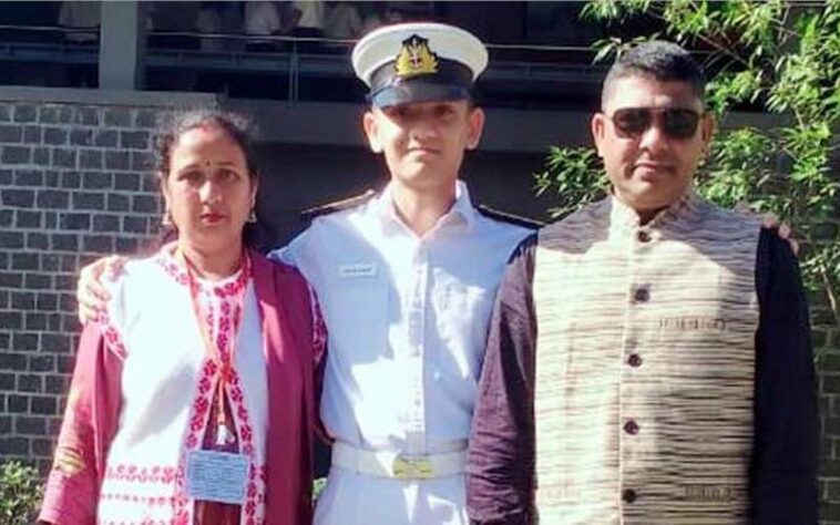 Achievement: भारतीय मर्चेंट नेवी में अफसर बना हिमाचल का बेटा आर्यन! बचपन का सपना हुआ साकार