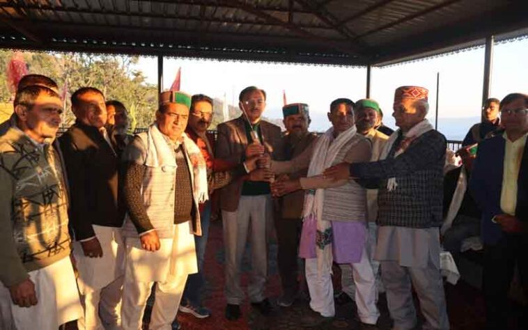 Sirmour News: उद्योग मंत्री ने किया उठाऊ पेयजल योजना का लोकार्पण! 600 से अधिक आबादी को मिलेगा लाभ Sirmour News: उद्योग मंत्री ने किया उठाऊ पेयजल योजना का लोकार्पण! 600 से अधिक आबादी को मिलेगा लाभ