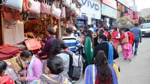 HP News: नववर्ष के चलते बाजारों में सेल लगाने की अनुमति! 31 दिसंबर को देर रात तक खुले रह सकेंगे शराब लाइसेंसी प्रतिष्ठान