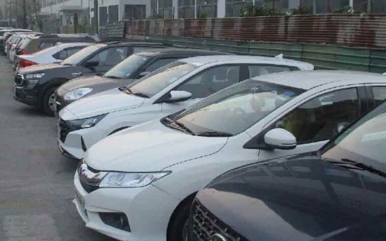 Himachal Latest News: अब नगर निगम पार्किंग स्थलों में मात्र 10 रुपये में मिलेगी आधा घंटा पार्किंग सुविधा