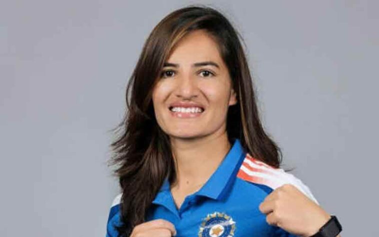 Himachal Latest News: हिमाचल की बेटी रेणुका ठाकुर को रेलवे ने दिया बड़ा सम्मान! बनाया अधिकारी Himachal Latest News: हिमाचल की बेटी रेणुका ठाकुर को रेलवे ने दिया बड़ा सम्मान! बनाया अधिकारी