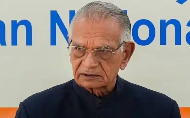 Shivraj Patil Death: देश के पूर्व गृहमंत्री शिवराज पाटिल का निधन! नगर पालिका से किया था राजनीतिक पारी का आगाज Shivraj Patil Death: देश के पूर्व गृहमंत्री शिवराज पाटिल का निधन! नगर पालिका से किया था राजनीतिक पारी का आगाज