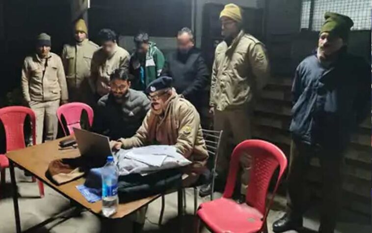 Himachal Crime News: गश्त कर रही पुलिस के हत्थे चढ़े तीन नशा तस्कर! 1.852 ​किलोग्राम चरस बरामद