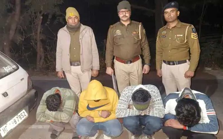 Himachal Crime News: कार के डैश बोर्ड में छिपाया था सफ़ेद जहर! पुलिस ने पकड़े चार युवक Himachal Crime News: कार के डैश बोर्ड में छिपाया था सफ़ेद जहर! पुलिस ने पकड़े चार युवक