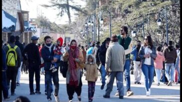 Himachal Tourism: विंटर टूरिस्ट सीजन का शानदार आगाज! टूरिस्टों की भारी भीड़ जुटी, क्रिसमस-न्यू ईयर सेलिब्रेशन की तैयारी शुरू