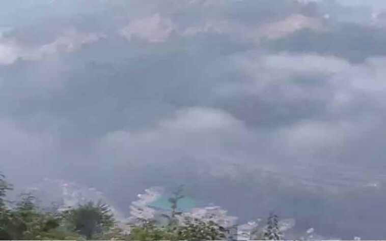 Himachal Weather Update: हिमाचल में बढ़ा ठंड का कहर! मैदानी इलाकों में घना कोहरा, विजिबिलिटी गिरी Himachal Weather Update: हिमाचल में बढ़ा ठंड का कहर! मैदानी इलाकों में घना कोहरा, विजिबिलिटी गिरी