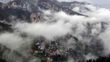 Himachal Weather: हिमाचल के 6 जिलों में आज-कल कोहरे का अलर्ट! इस दिन से बारिश-बर्फबारी की संभावना