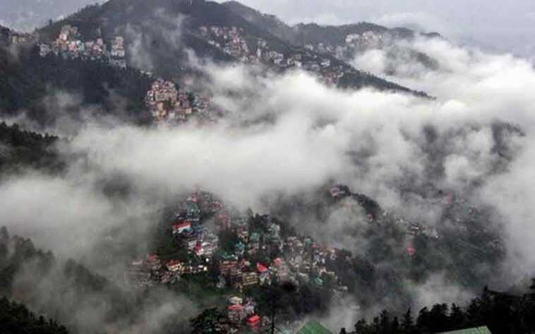 Himachal Weather: हिमाचल के 6 जिलों में आज-कल कोहरे का अलर्ट! इस दिन से बारिश-बर्फबारी की संभावना