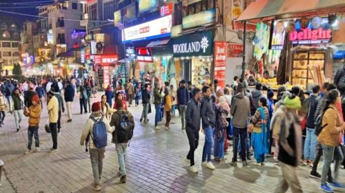 Himachal Tourism: मनाली में उमड़ी टूरिस्ट की भीड़! लाहौल में भी लगा पर्यटकों का मेला, 60 प्रतिशत तक पहुंची ऑक्यूपेंसी Himachal Tourism: मनाली में उमड़ी टूरिस्ट की भीड़! लाहौल में भी लगा पर्यटकों का मेला, 60 प्रतिशत तक पहुंची ऑक्यूपेंसी