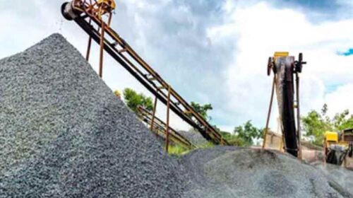 Himachal News: खनन पट्टे की शर्तों के उल्लंघन पर स्टोन क्रशर की बिजली बंद! नई क्रशिंग गतिविधि पर भी रोक Himachal News: खनन पट्टे की शर्तों के उल्लंघन पर स्टोन क्रशर की बिजली बंद! नई क्रशिंग गतिविधि पर भी रोक