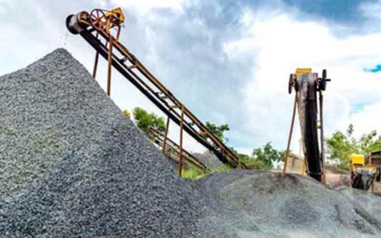 Himachal News: खनन पट्टे की शर्तों के उल्लंघन पर स्टोन क्रशर की बिजली बंद! नई क्रशिंग गतिविधि पर भी रोक Himachal News: खनन पट्टे की शर्तों के उल्लंघन पर स्टोन क्रशर की बिजली बंद! नई क्रशिंग गतिविधि पर भी रोक