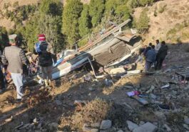 दुखद: बस हादसे में अब तक 12 लोगों की मौत! घायलों का अस्पताल में चल रहा इलाज, सीएम ने जताया शोक