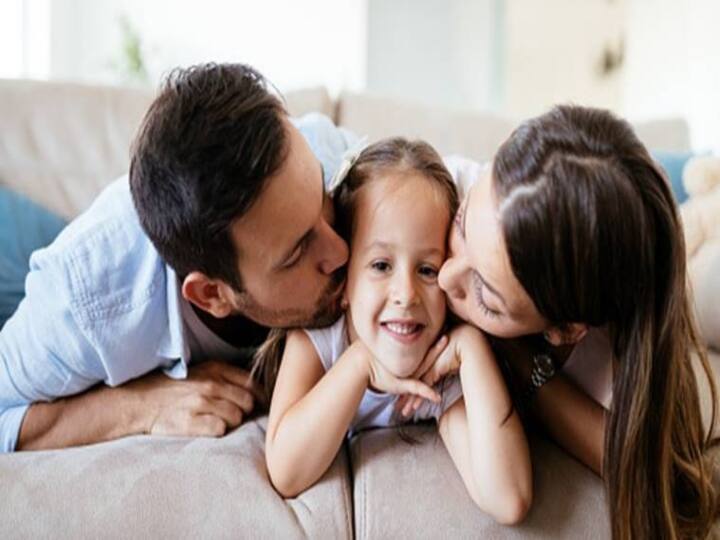 Good Parenting Tips: सोने से पहले बच्चे से पूछें ये 6 सवाल, पैरेंटिंग कोच ने बताया—रिश्ता जिंदगी भर रहेगा मजबूत