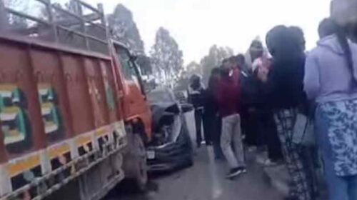 Accident In Himachal: गाड़ी और ट्रक के बीच जोरदार भिड़ंत! चीफ फार्मासिस्ट की मौत, पति और बेटी घायल