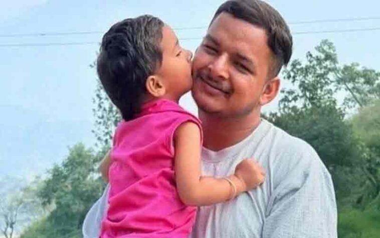 दुखद: खेलते-खेलते पानी से भरें टब में डूबी ढाई साल की मासूम! गई जान, हिमाचल के न्फ्लुएंसर संजय ठाकुर की बेटी थी हिताशी